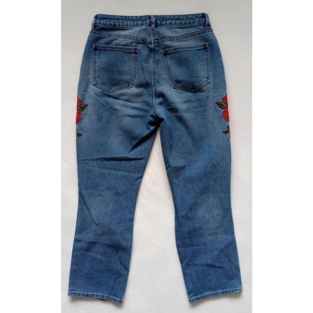 Pacsun▪️Floral Distressed Light Wash Mom Jean Straight Leg Button Fly